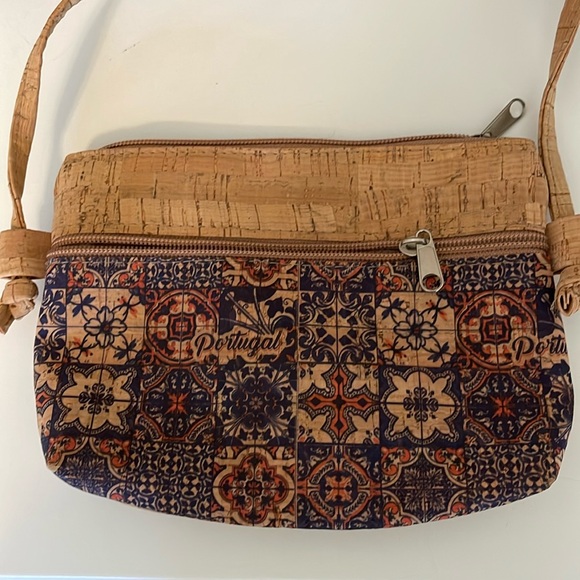 small purse - Picture 1 of 3